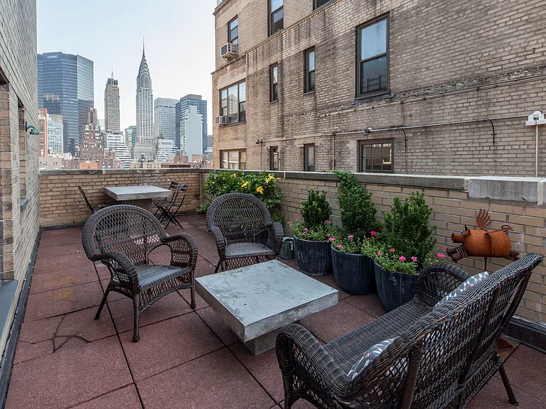 7 Park Ave #175 — Photo 8