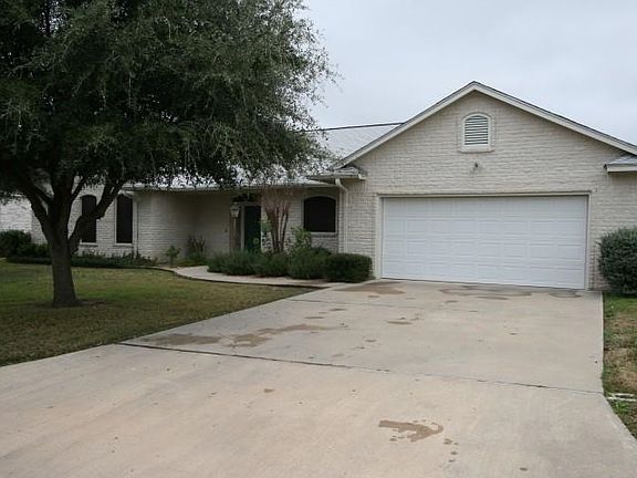 2nd image of 127 Dove Ln
