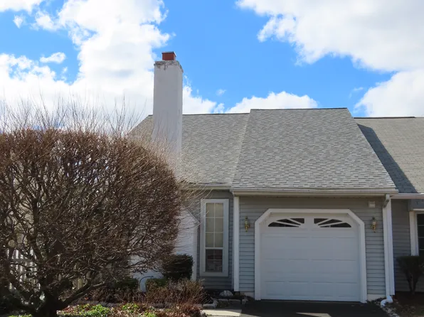 177 Raintree Ct, Langhorne, PA 19047