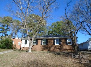 119 Kenmore Dr, Pineville, NC 28134