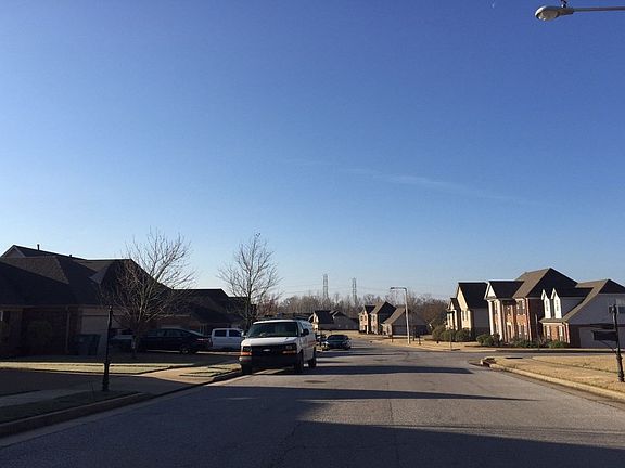 4th image of 5390 Blue Diamond St