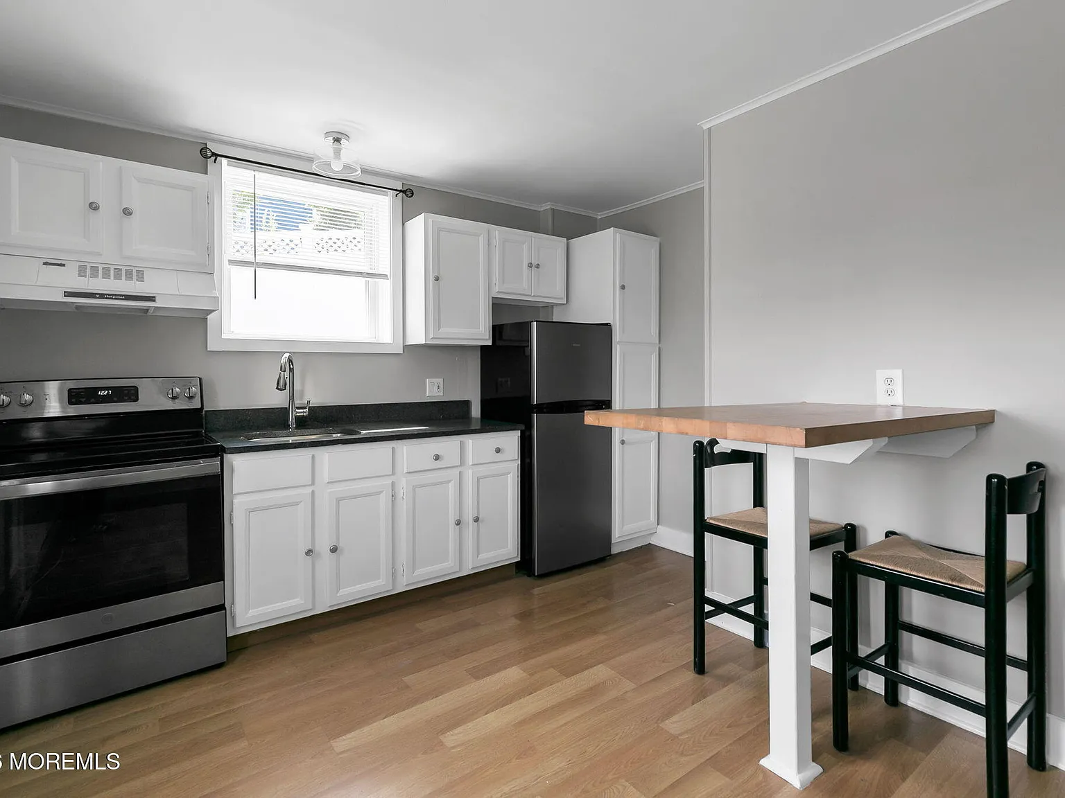 1 bed, $1,400 — Photo 2