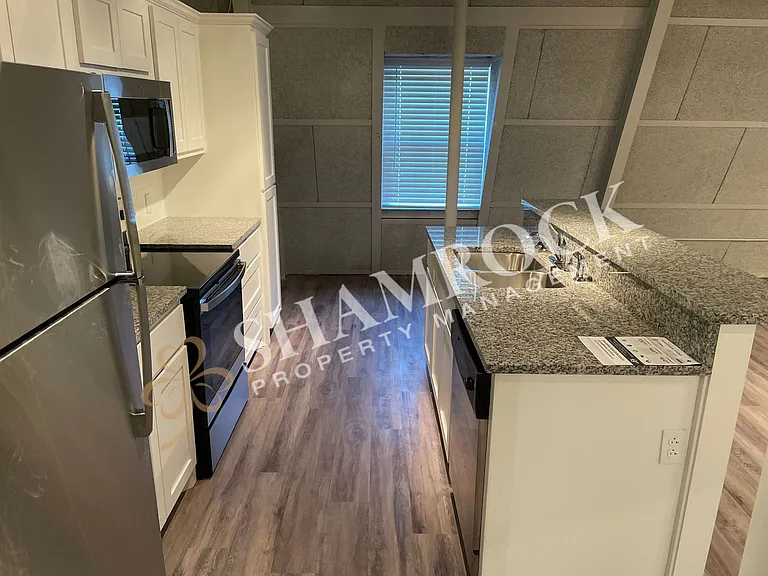 701 N New Rd #200 — Photo 8