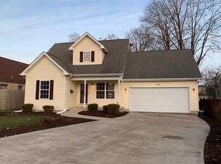 902 Dawes Ave, Joliet, IL 60435