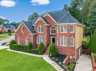 4353 Kenion Forest Dr, Lilburn, GA 30047