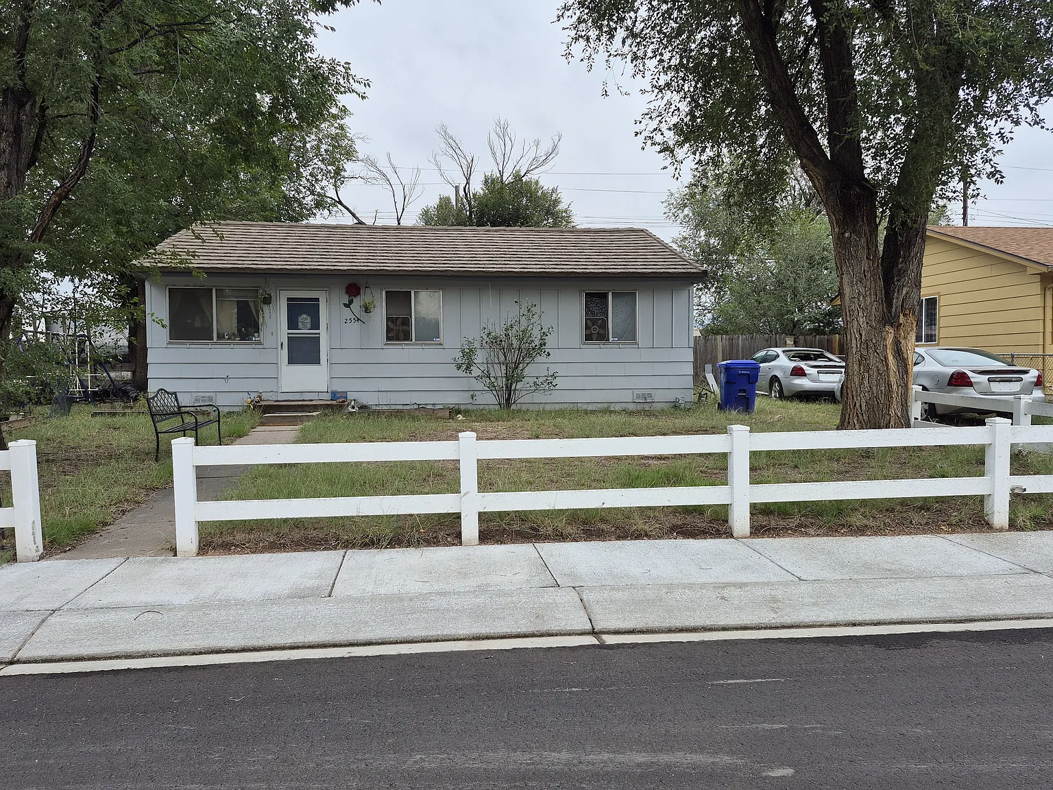 3 bed, 1050 sqft, $1,195 — Photo 1