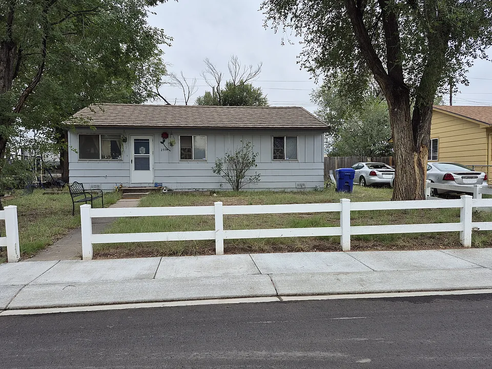 2554 Chimayo Dr