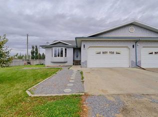 406 A S Pioneer Cres #A, Newell County, AB T0J2S0