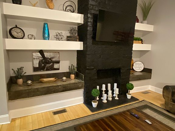 5th image of 216 W Anderson St #A