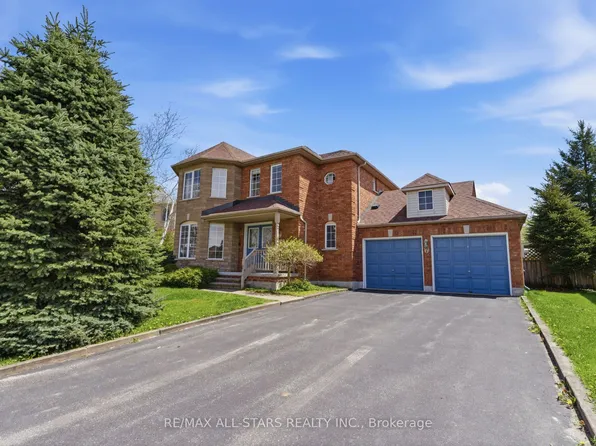 7 Remion Cres, Uxbridge, ON L9P 1V3