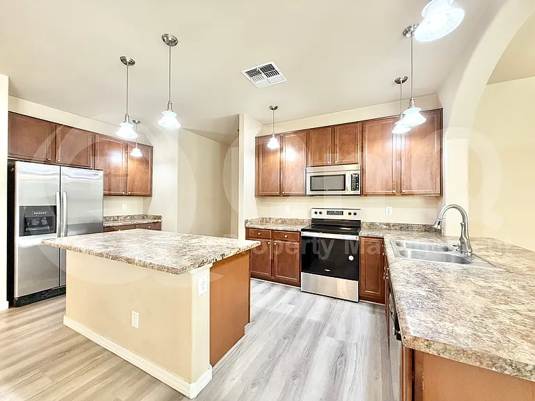 1144 S Osborn Ln — Photo 16
