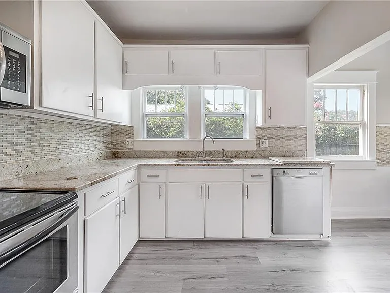 4008 N Central Ave — Photo 23