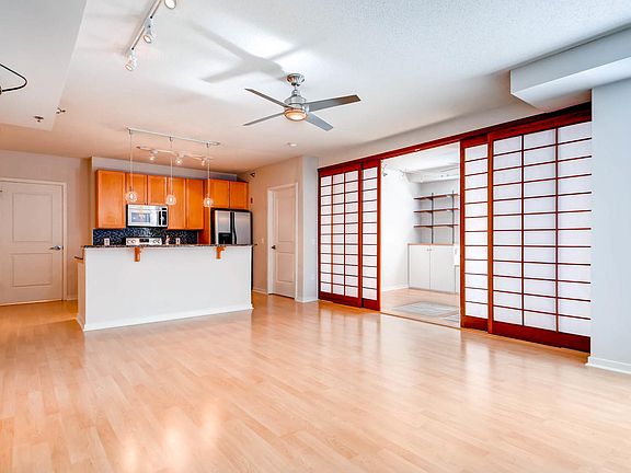 4th image of 445 Wacouta St #213
