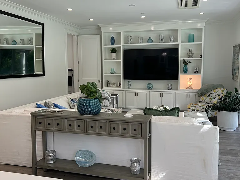 Great/family room