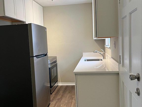 4th image of 10234 ELMHURST Drive