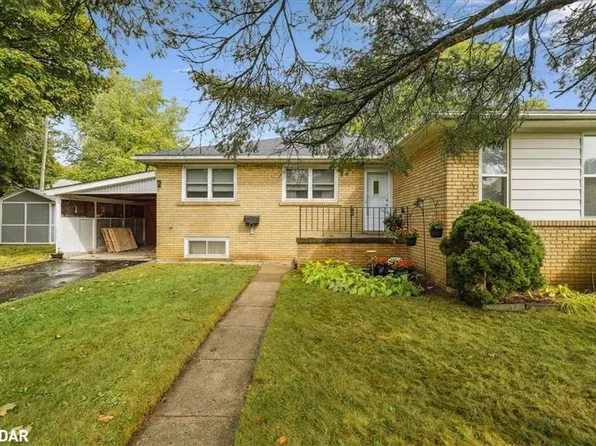 195 Toynbee Trl, Toronto, ON M1E 1G5