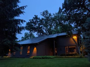 42W117 Copperwood Ln, Saint Charles, IL 60175