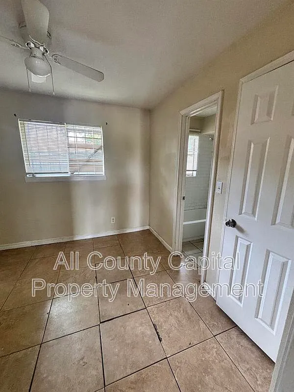 2 bed, 2.0 bath, 1200 sqft, $695 — Photo 4
