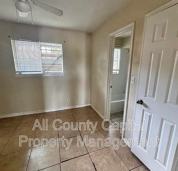 1204 Bundrant Dr #A — Photo 3