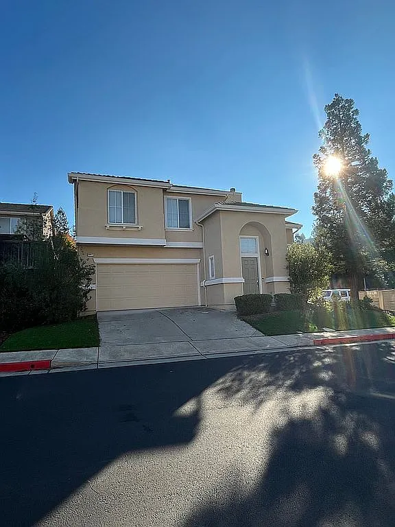 20017 Shadow Creek Cir photo 1