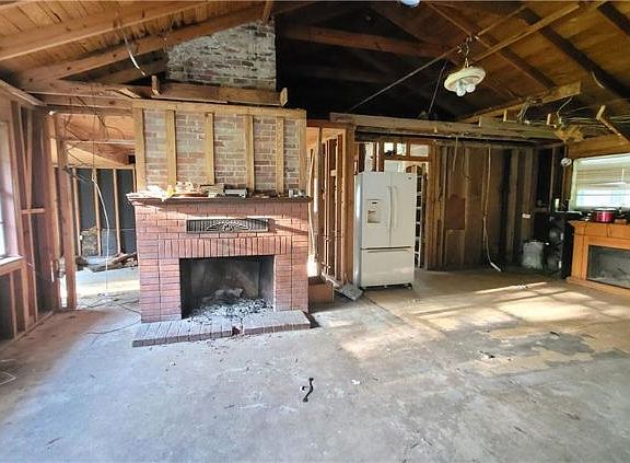2nd image of 61688 Highway 434