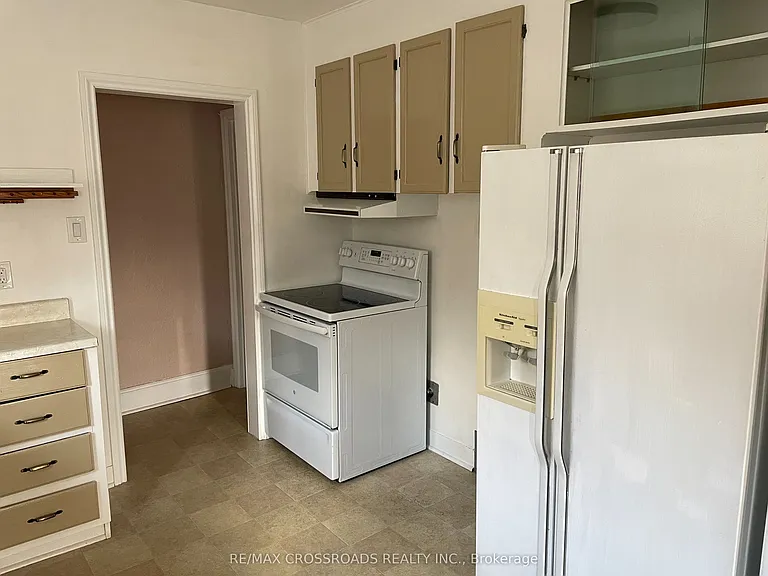 64 Galbraith Ave — Photo 8