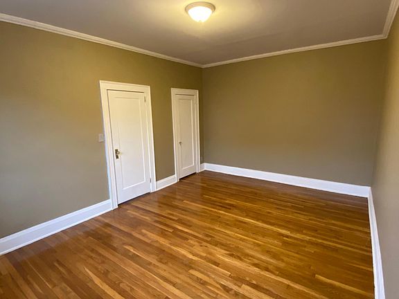 4th image of 79 Mundy Ave #1