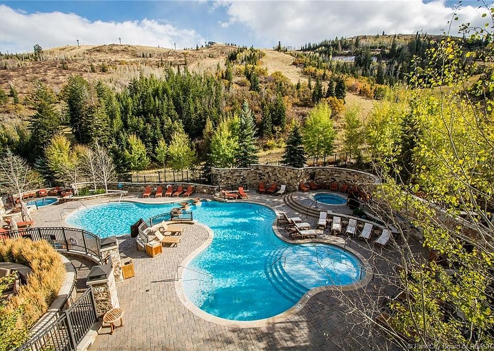 1st image of 2300 Deer Valley Dr #619
