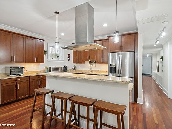 5th image of 4857 N Talman Ave APT G