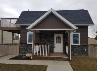 1521 1st St W, Dickinson, ND 58601
