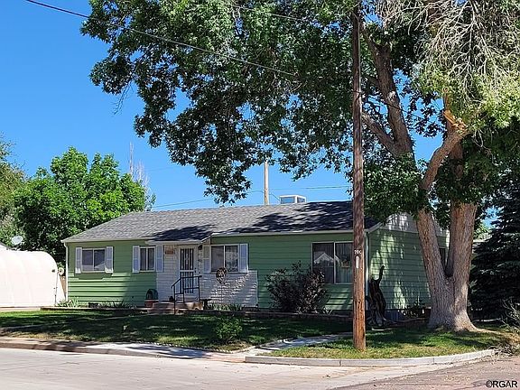 2nd image of 1019 Meadows Ave