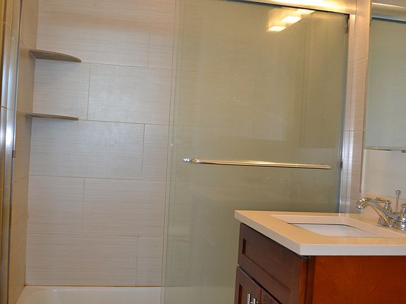 5th image of 1255 N Sandburg Ter Unit 2610E