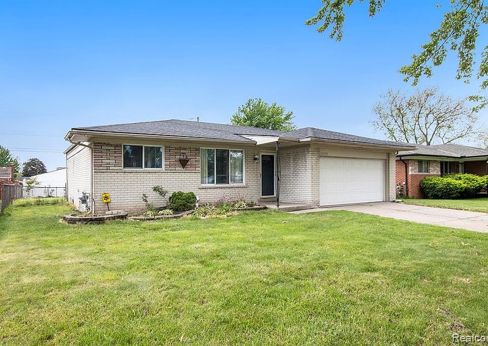 1st image of 35473 Garret Dr