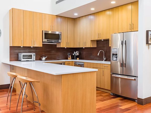 4th image of 5-43 48th Ave #1B