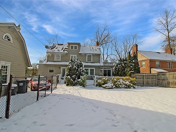 2nd image of 4833 Oak Knoll Dr