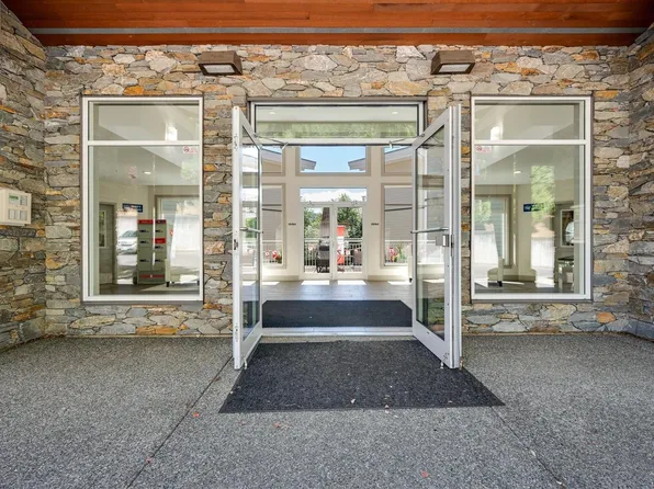 4960 Songbird Pl Unit 308, Nanaimo, BC V9T 0H7