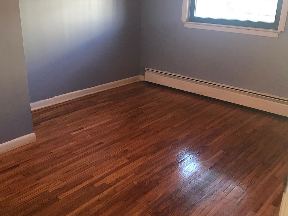 2nd image of 1224 Noble Ave