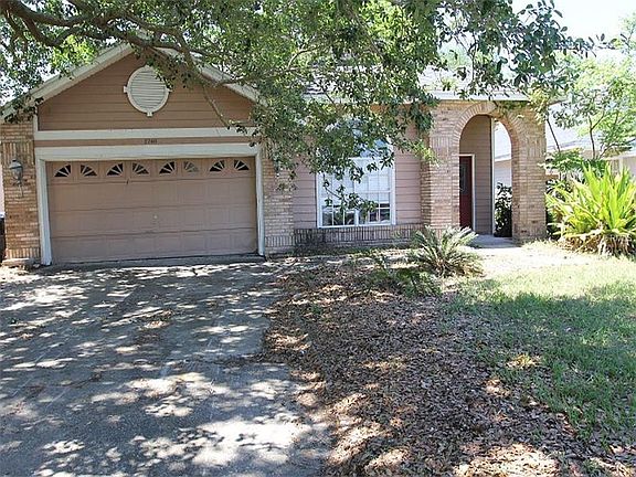2nd image of 2740 Grantham Ct