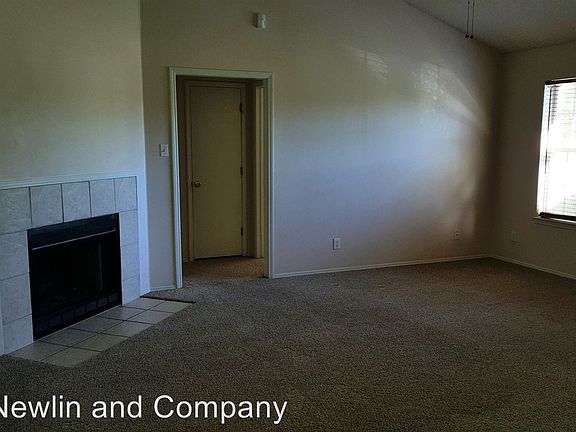 4th image of 1229 James Ln