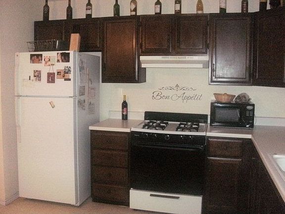4th image of 1315 Lakeview Dr