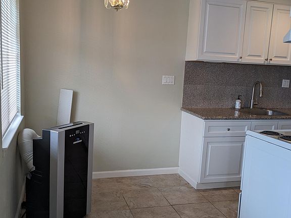 3rd image of 774 Carmel Ave #6