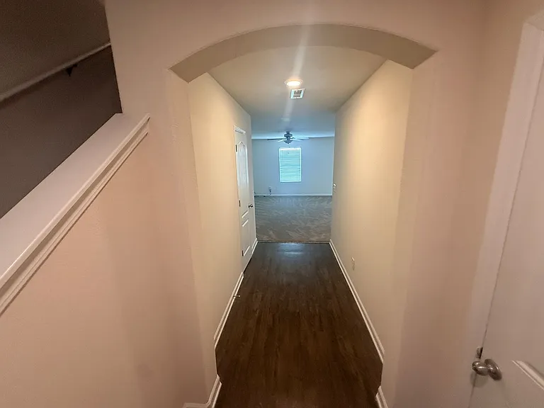 2042 Talbert Ct #1 — Photo 2