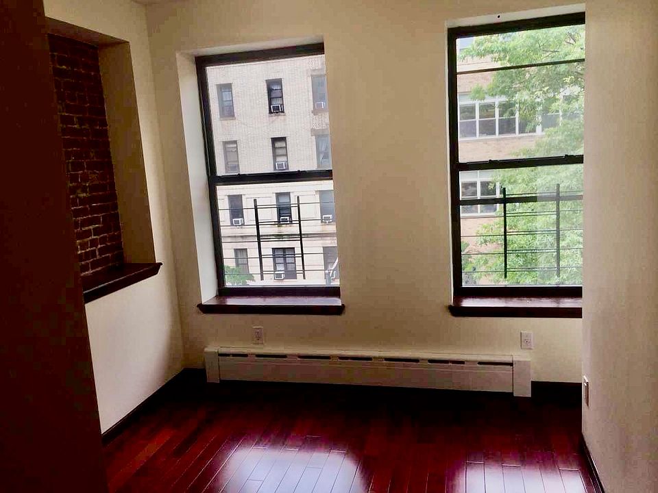 Building Photo 3