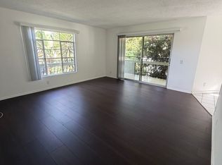 3344 Mentone Ave, Los Angeles, CA 90034