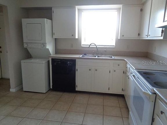 5th image of 200 Saint Andrews Blvd APT 3705