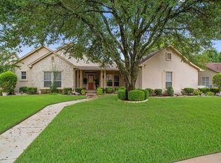 137 Blacksmiths Dr, Georgetown, TX 78633