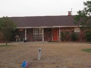 1505 Quail Valley Rd, Iowa Park, TX 76367