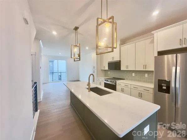 5009 Dutchess Dr #40, Charlotte, NC 28217