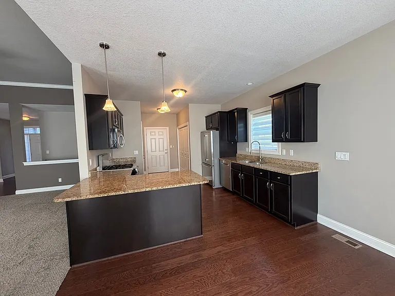 3314 Cullen Dr — Photo 7