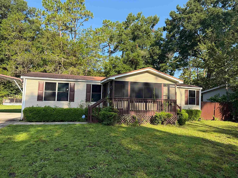 8021 Pin Oak Rd — Photo 1